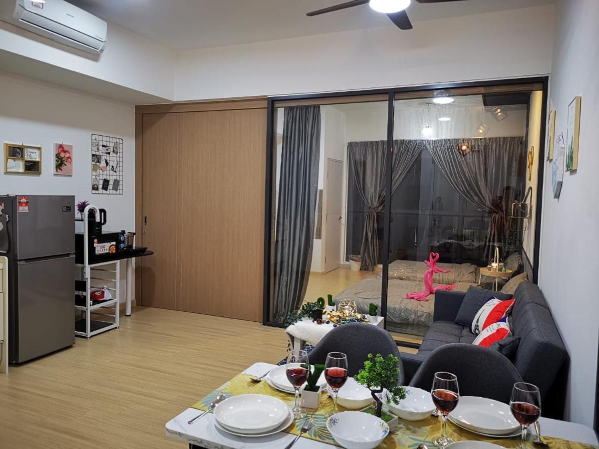 Dsara Big Cinema Netflix Projector Next Sb Hospital Apartment Sungai Buloh Exterior photo
